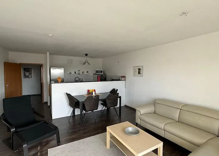 Appartement In Naehe Messe,bmw,porsche,flughafen